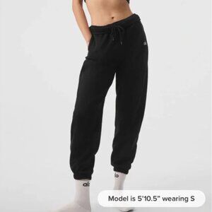 ALO Yoga - Accolade Sweatpants - Black, Small